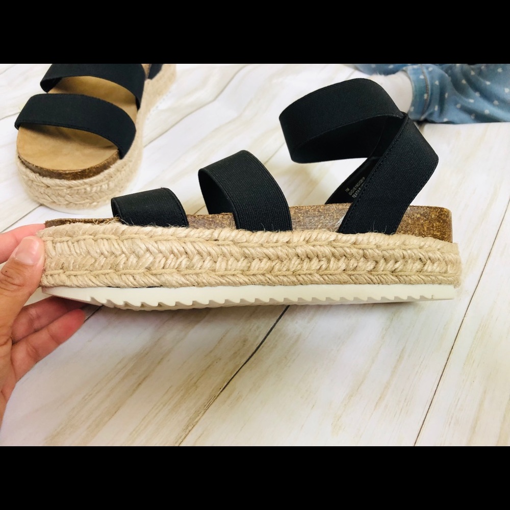 Espadrille  sandals 🖤🌺